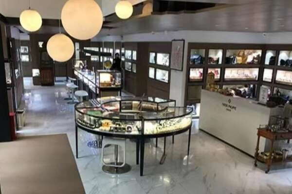 巴音郭楞州且末县寄卖奢侈品店